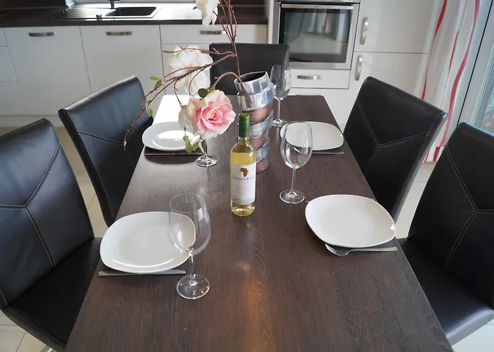 Villa Waterfront Am See